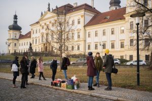 Předávání dárečků ve Vojenské nemocnici v Olomouci 2019